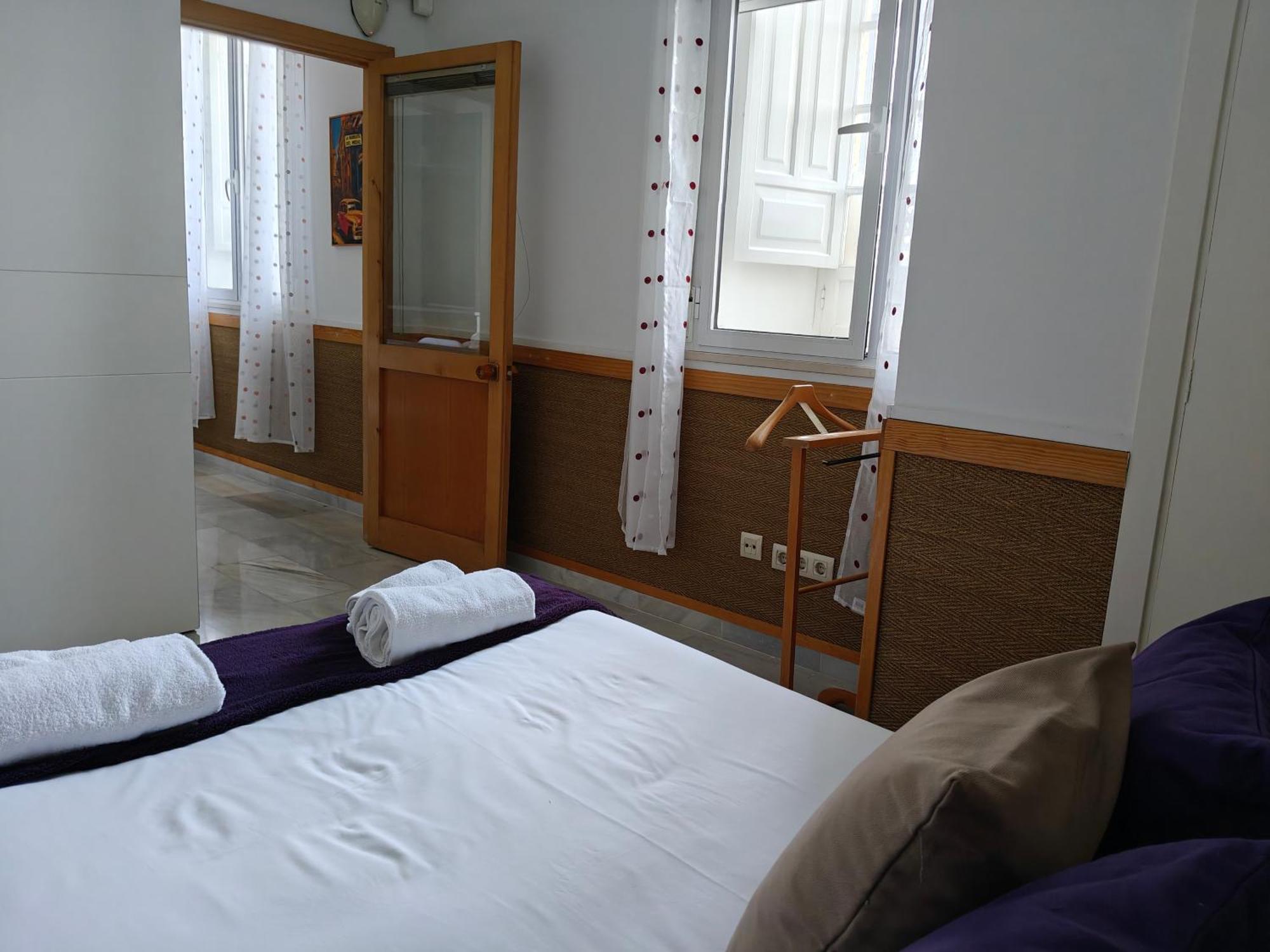 Boho Chic River Side Apartment Севілья Екстер'єр фото